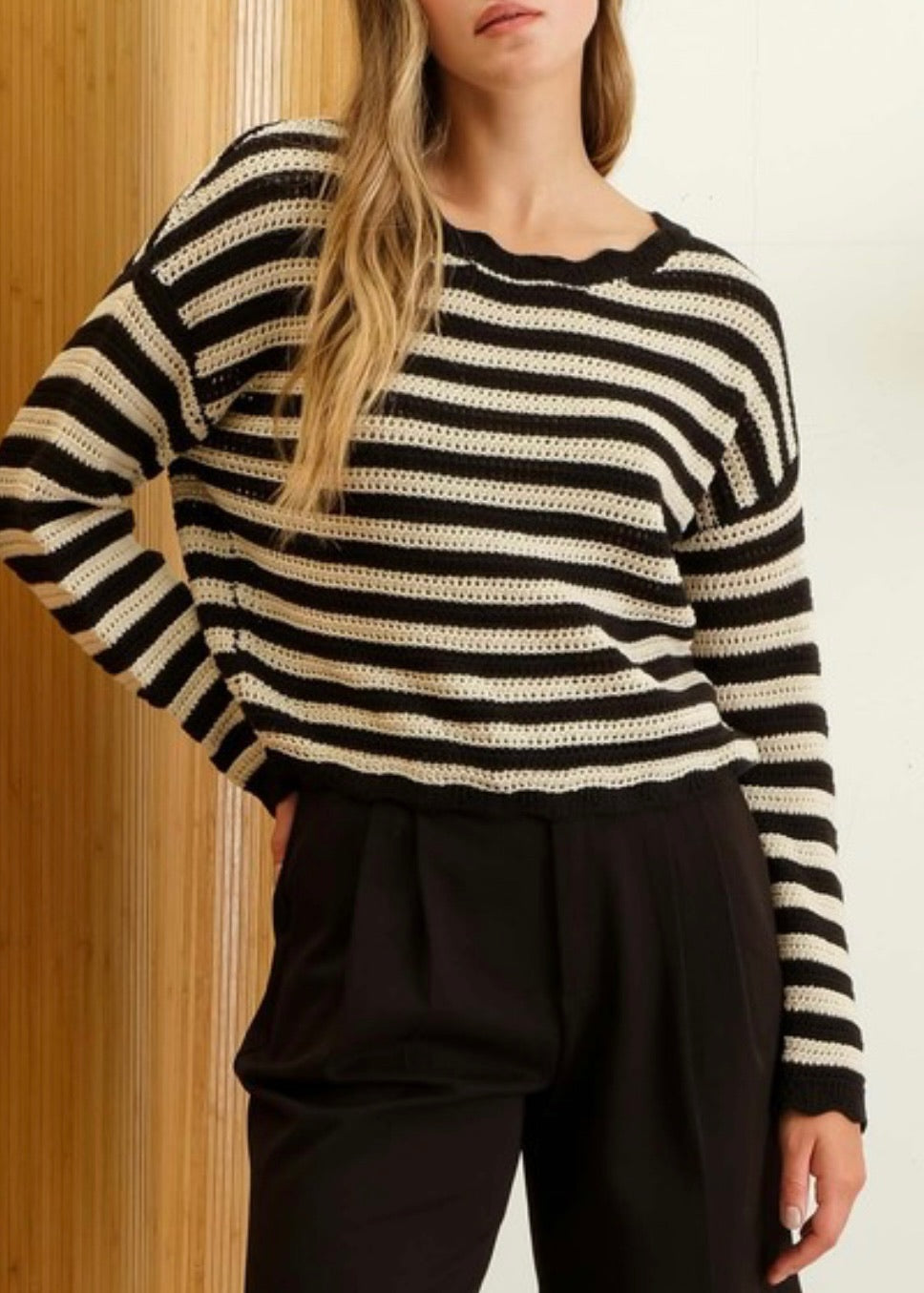 Scallop Trim Pullover Sweater