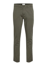 Viggo Chino Pants