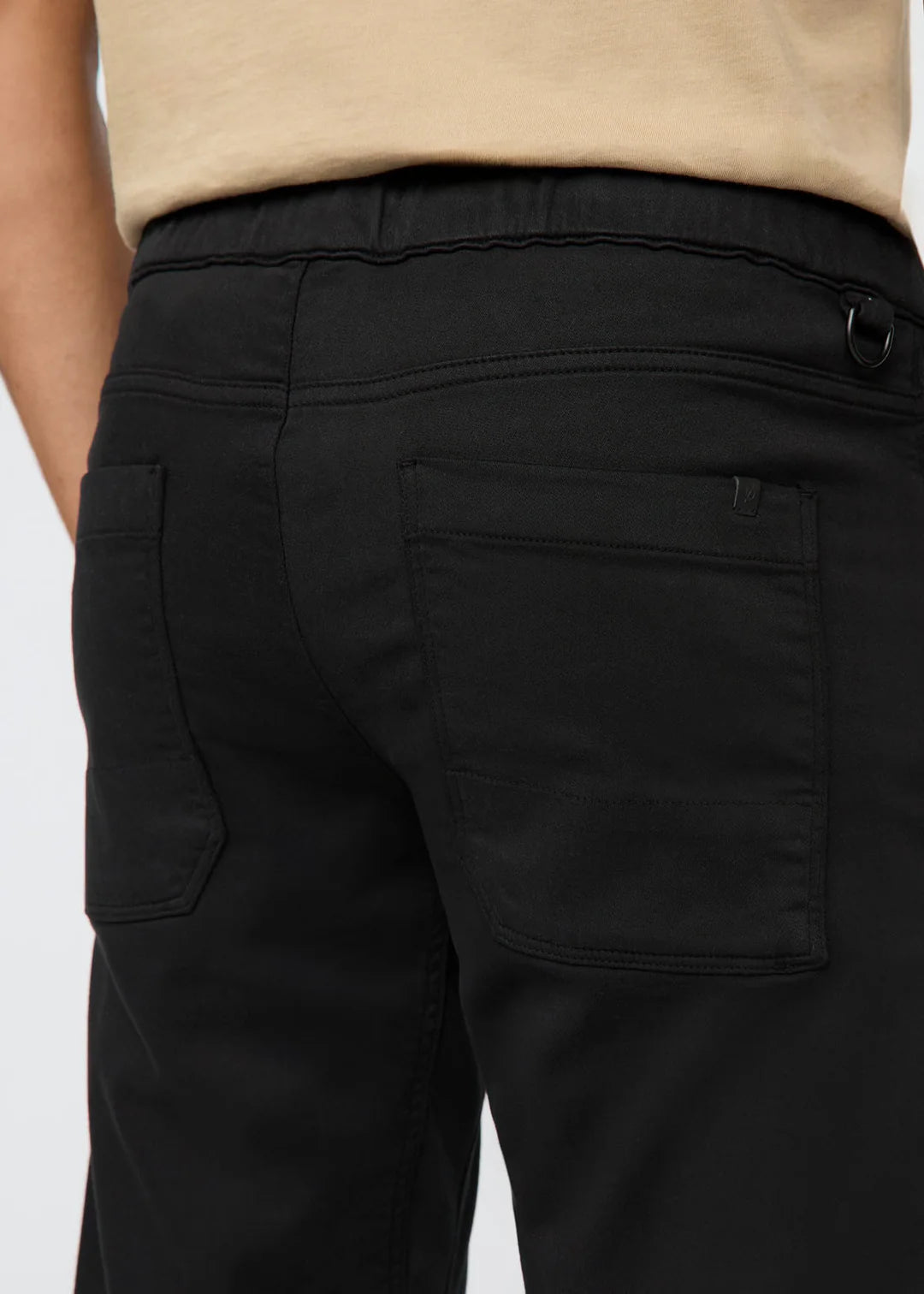 No Sweat Essential Pant - Black