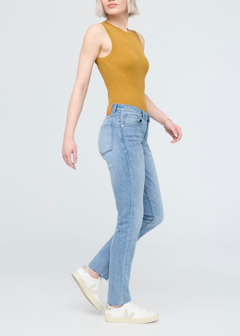 Performance Denim Girlfriend Jean