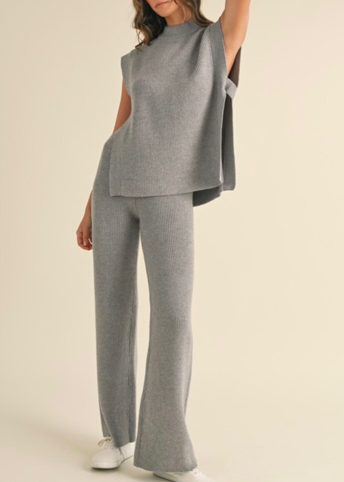 Solinah Open Sweater and Pant Set