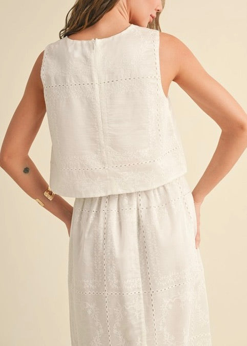 Elan Eyelet Top