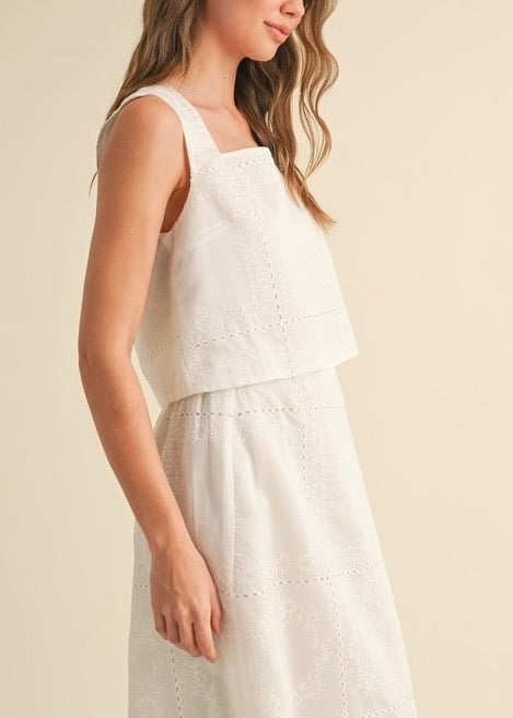 Elan Eyelet Top